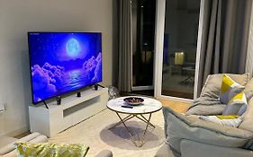 Jk Luxury Apartment